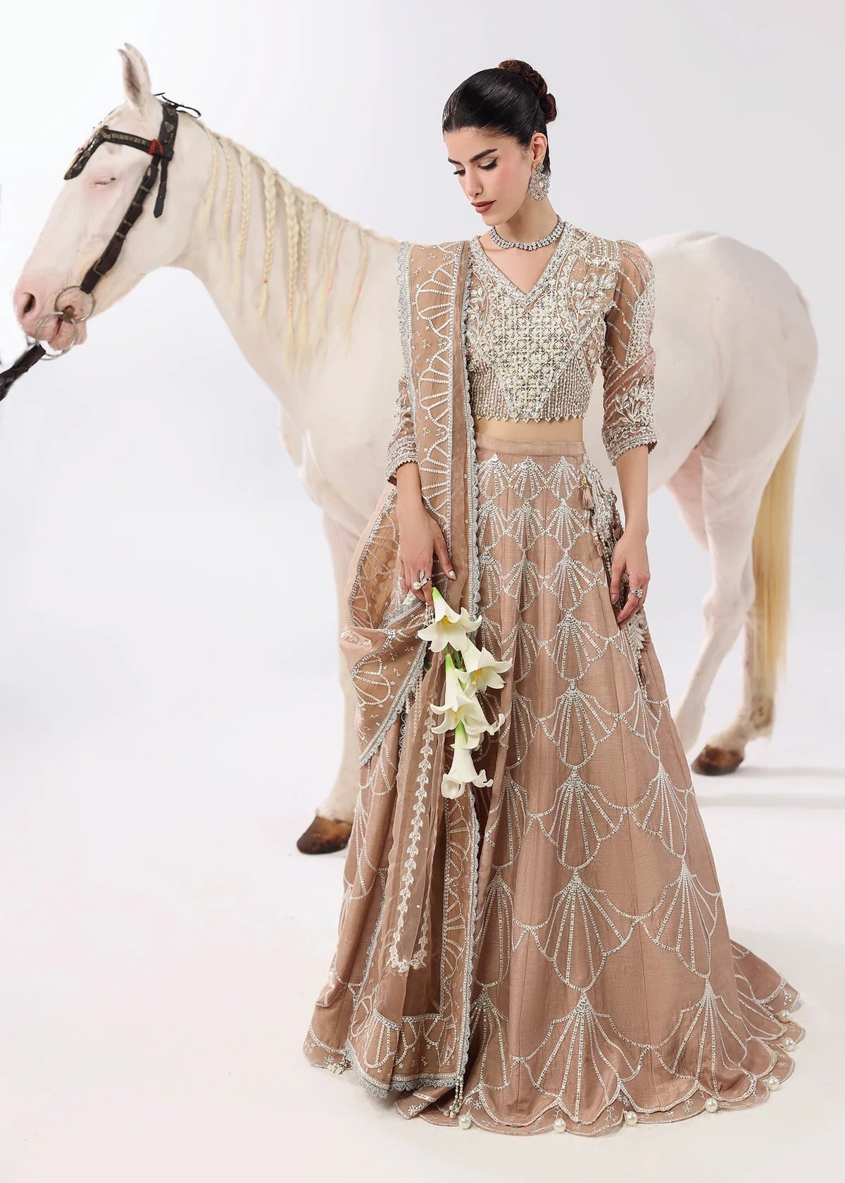 L'amore Luxury Handwork Edit 25 - Silk Whisper