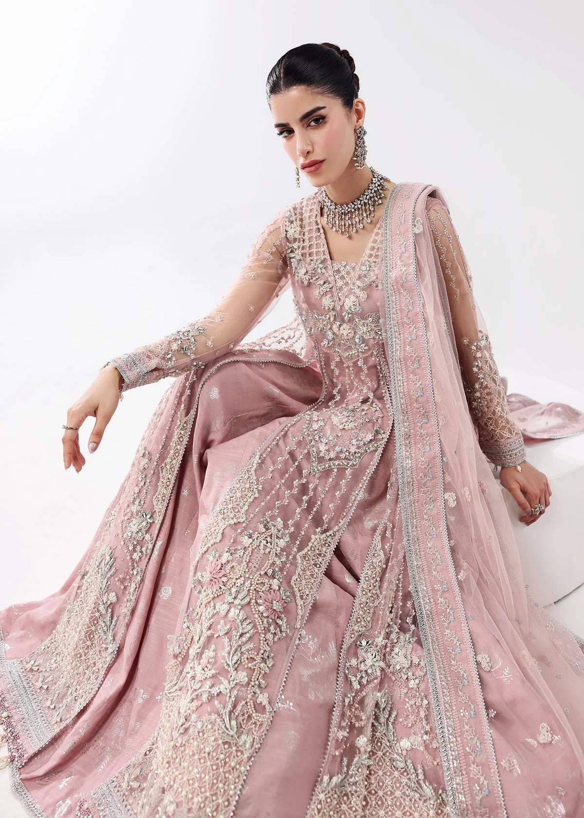 L'amore Luxury Handwork Edit 25 - Lilac luxe