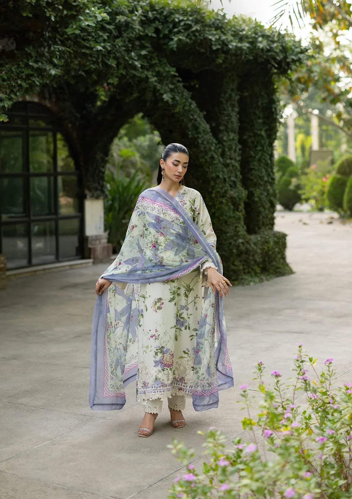 LAWN - Signature Vol II '26 - ESG-3B KATIE