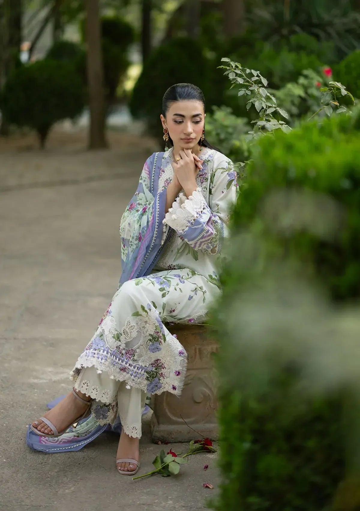 LAWN - Signature Vol II '26 - ESG-3B KATIE