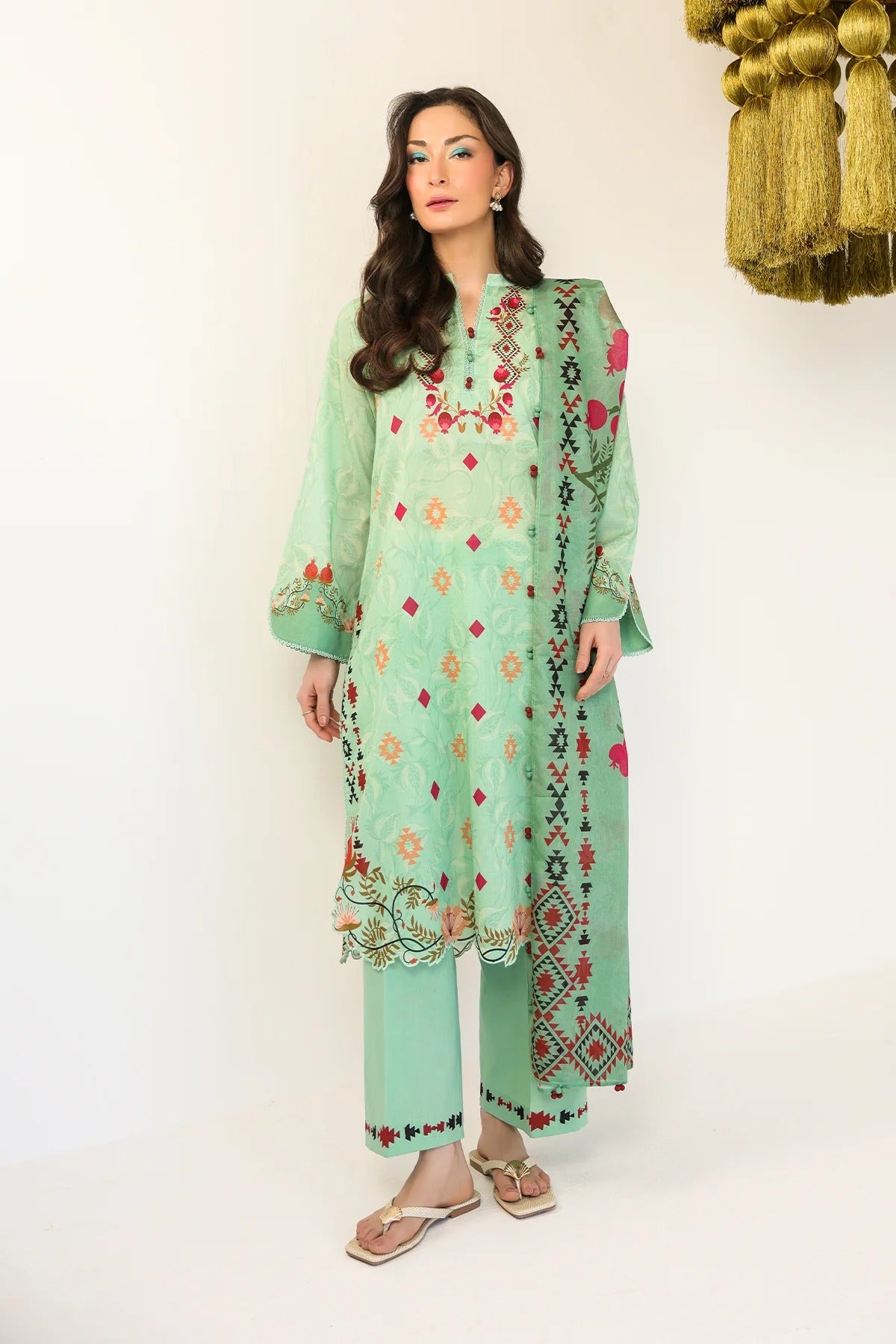 LAWN - Rhea - Mint Blossom Reverie