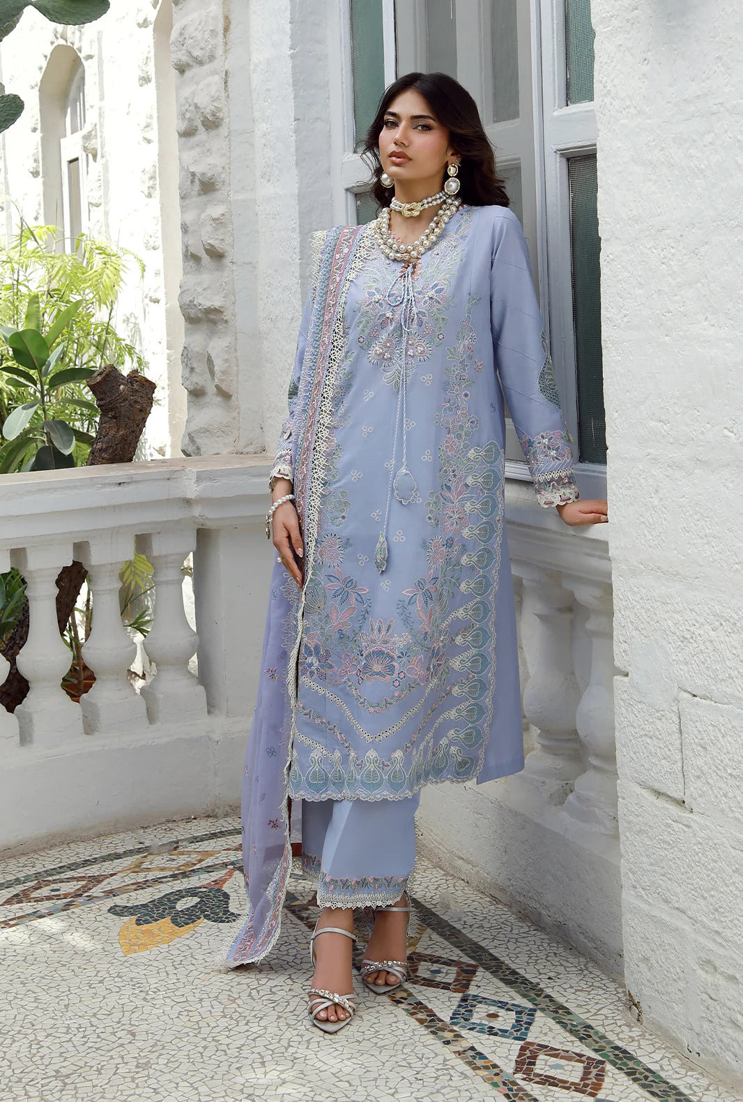 Lawn - Signature Lawn'26 - Velia