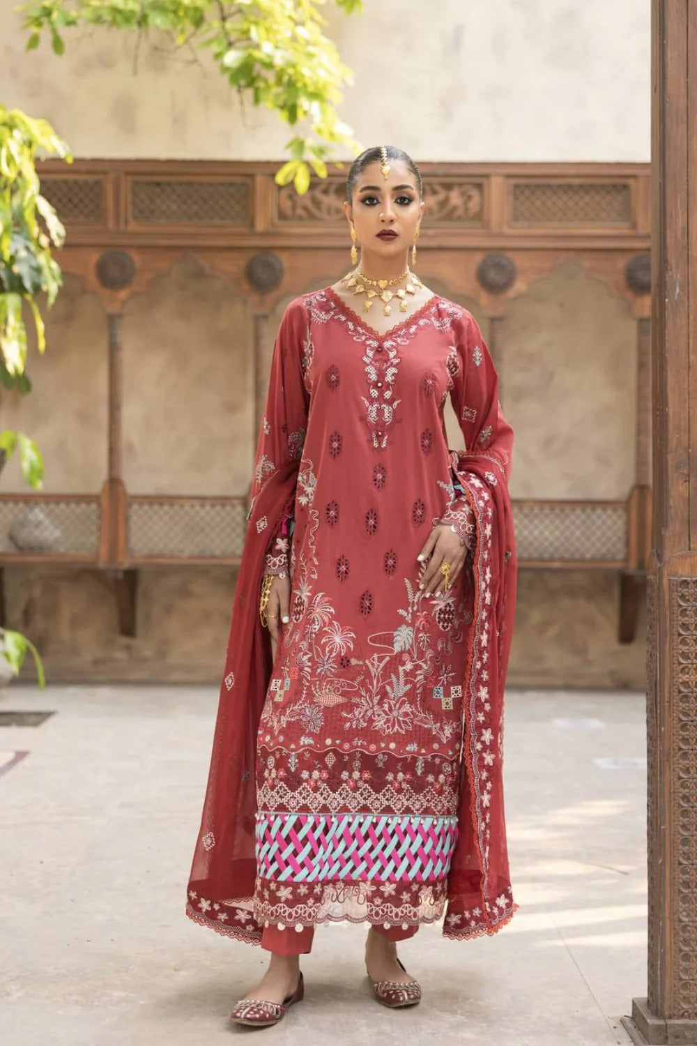 LAWN - Nirmal - Essence