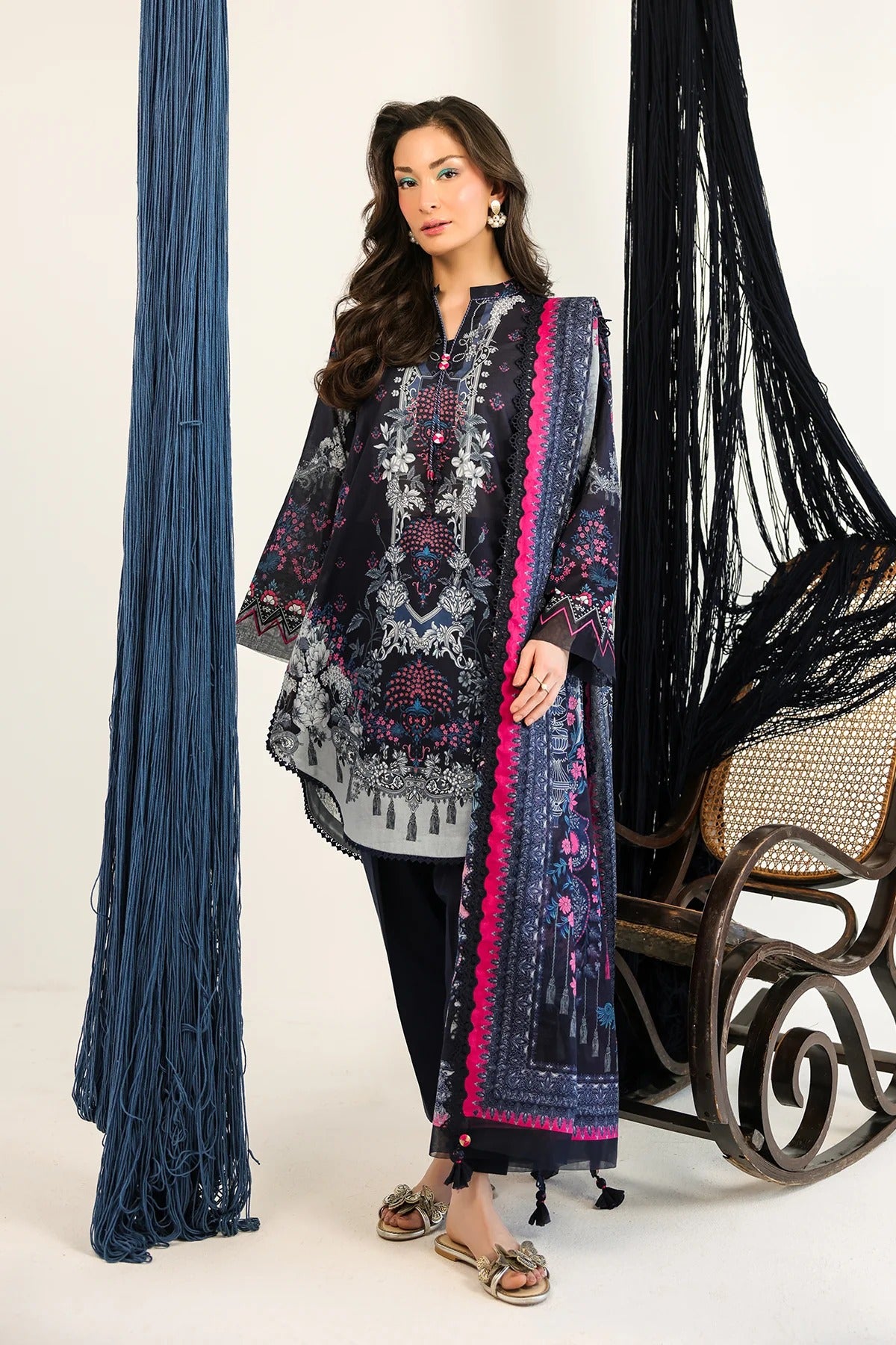 LAWN - Rhea - Midnight Fable