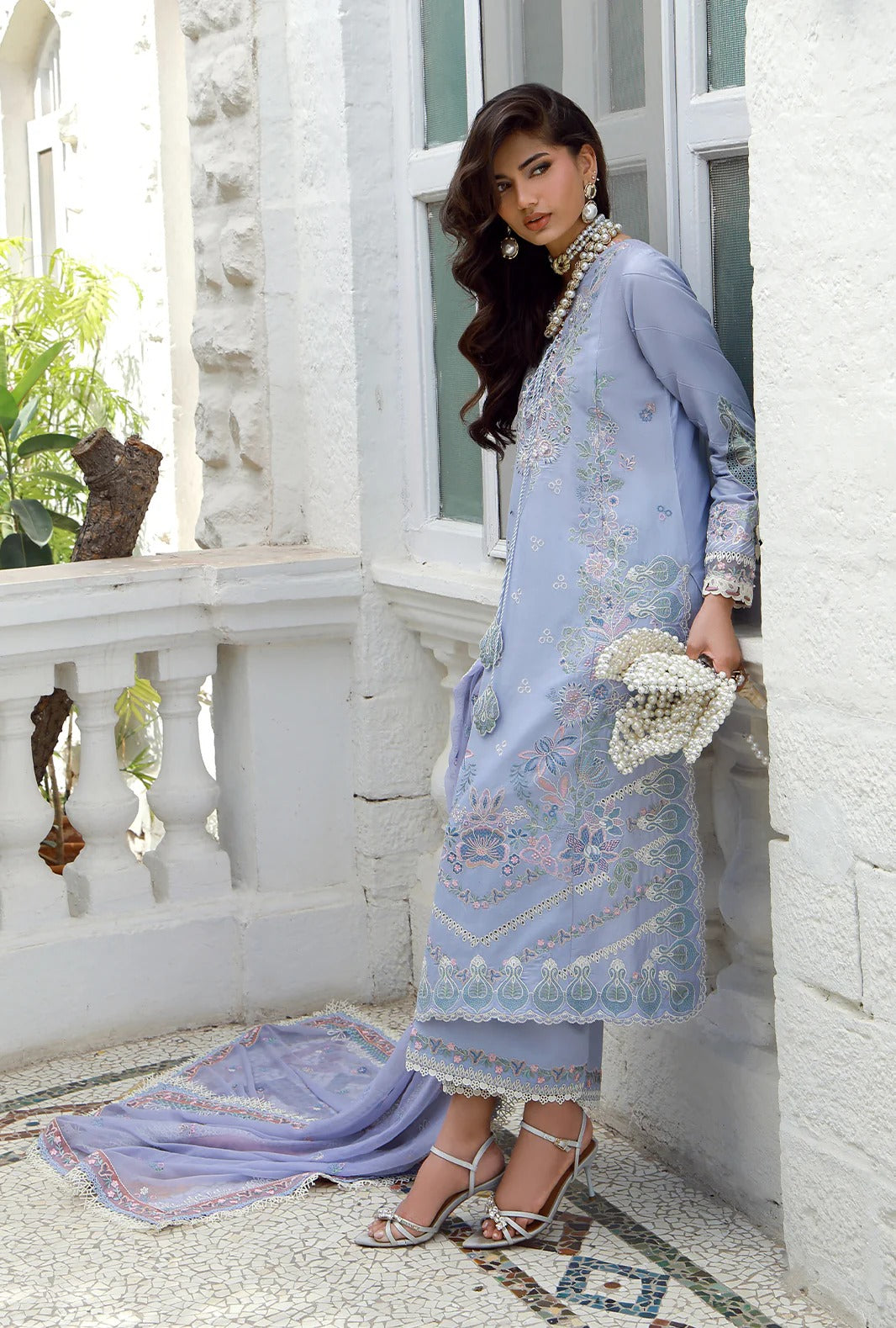 Lawn - Signature Lawn'26 - Velia