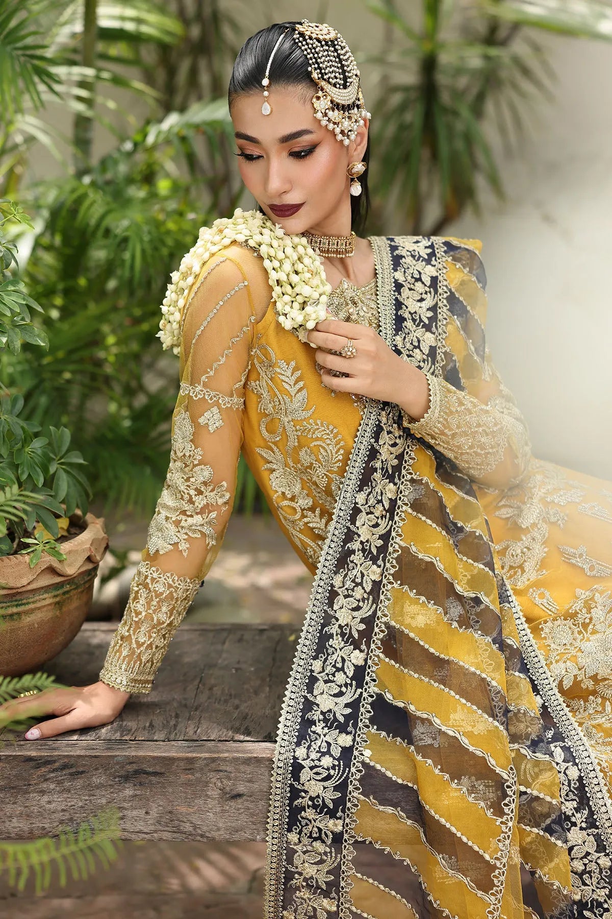 Serene Premium - Saiyara - Hand Embellished - I-230 ZAREHA