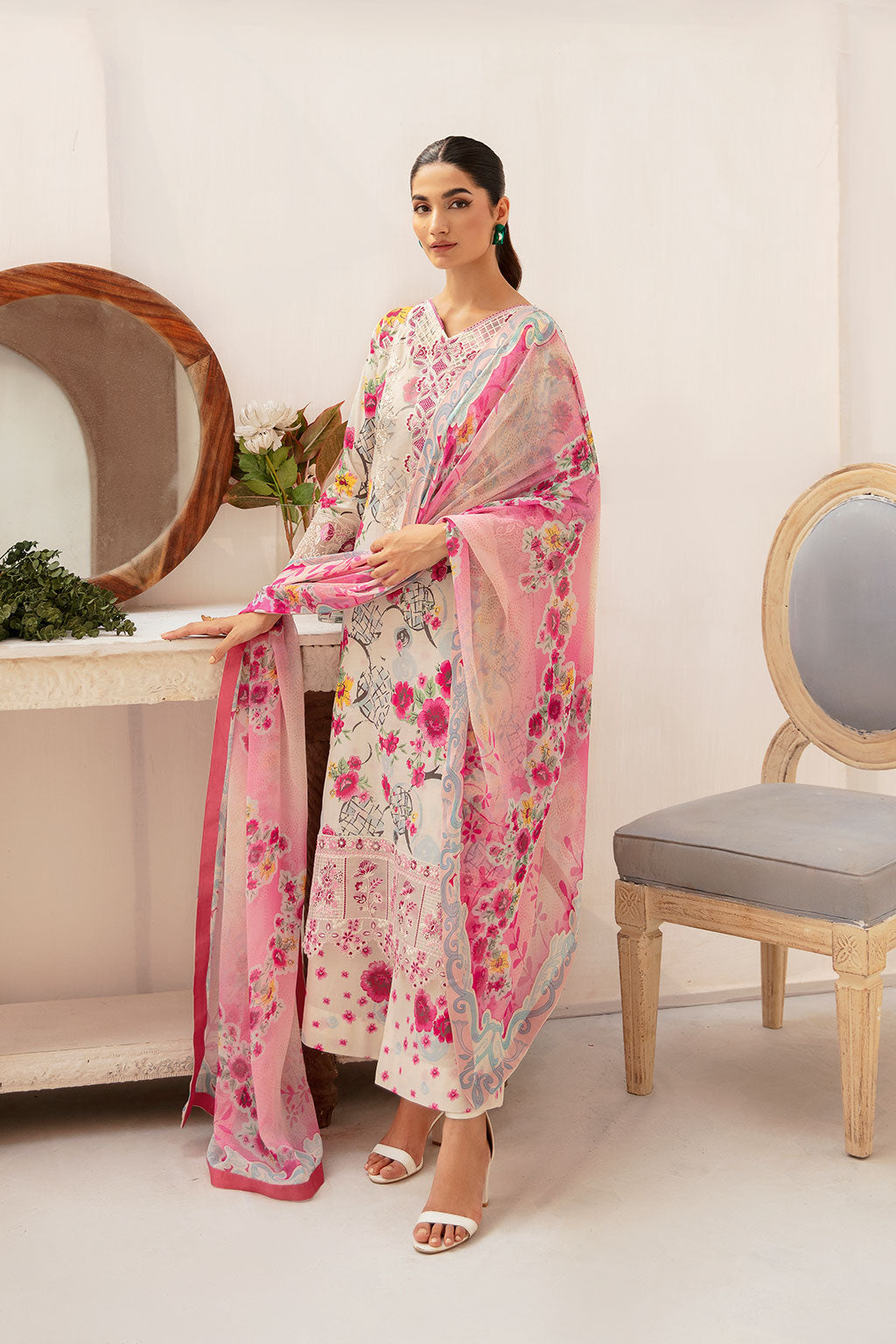 Ramsha - Rangrez Vol 07 - Luxury Lawn - N-707