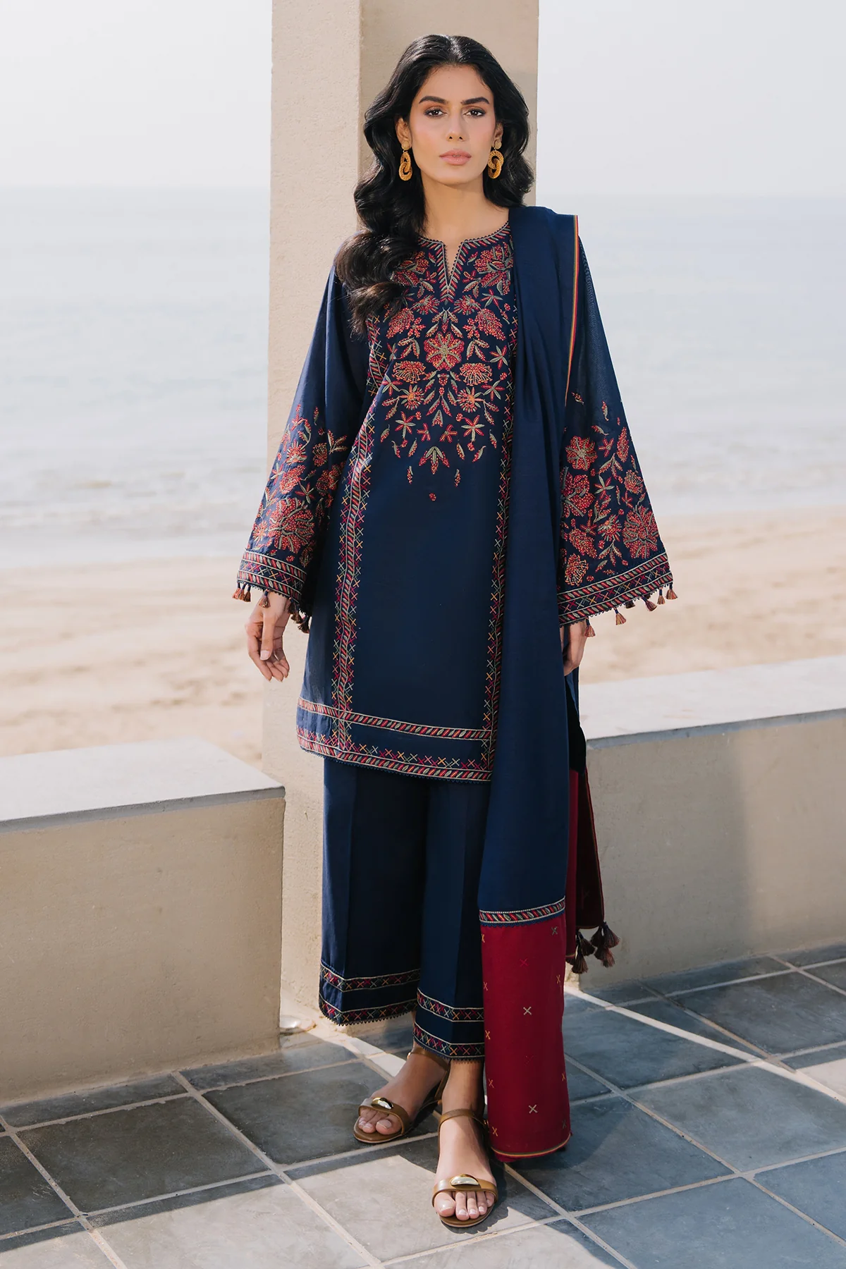 EMBROIDERED LAWN USE-9148
