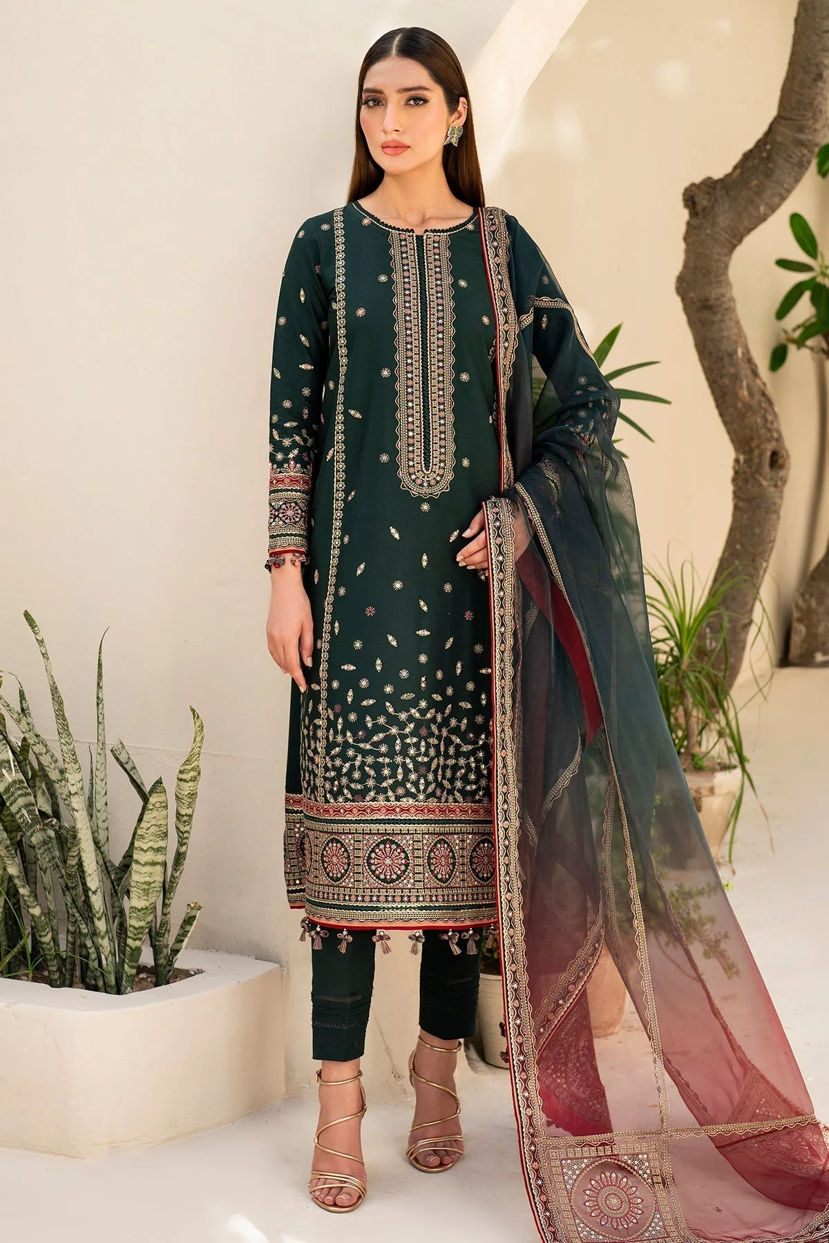 EMBROIDERED LAWN IL-SS24-D9 - Image 4