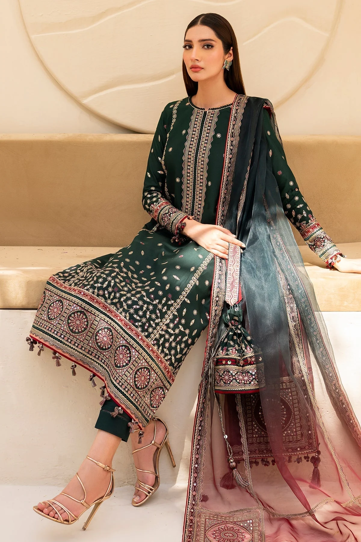 EMBROIDERED LAWN IL-SS24-D9 - Image 5