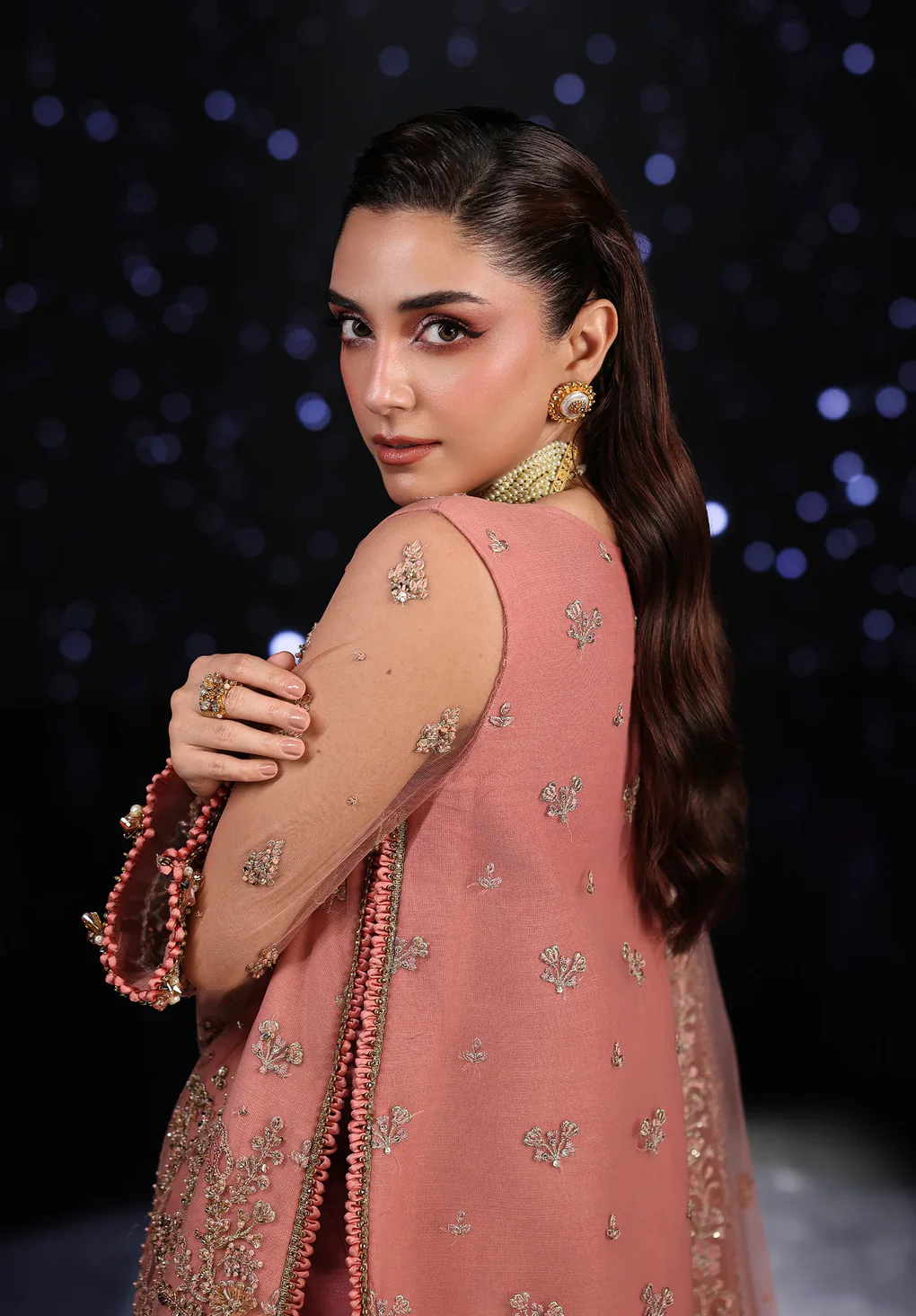 ESH-05 BEYOND BEAUTY - Image 4