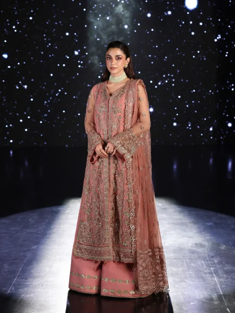 ESH-05 BEYOND BEAUTY