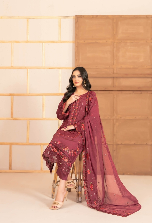 D-4317 - Mahani - Image 2