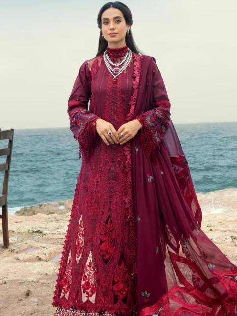 17_c7ba3137-5f7d-4135-9960-572119b2423e - london shopping mall