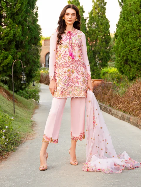 1_ab5869df-a8c2-4bcb-affa-111c1be58259 - london shopping mall