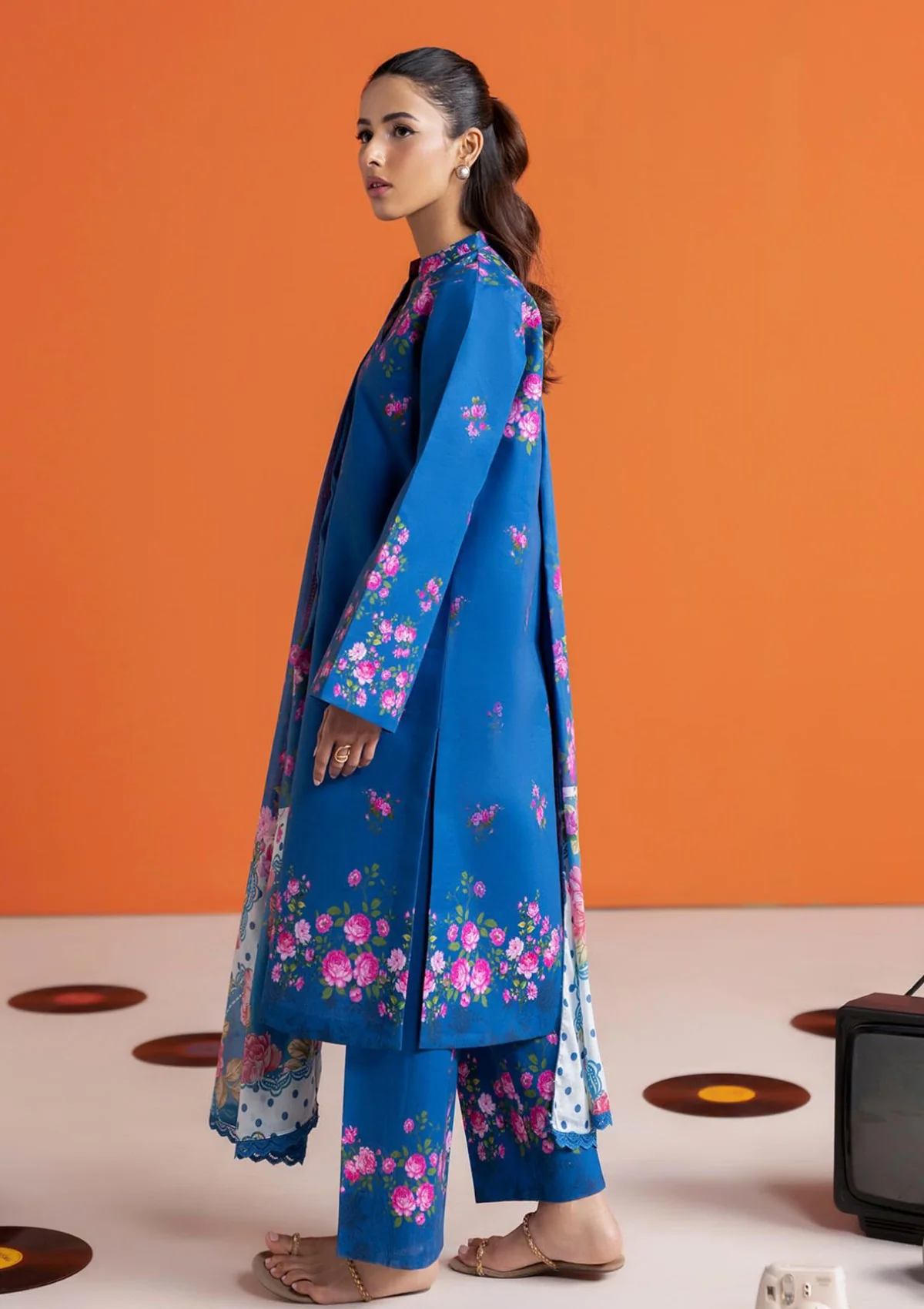 Amal Prints 3Pc - D10 - Image 4