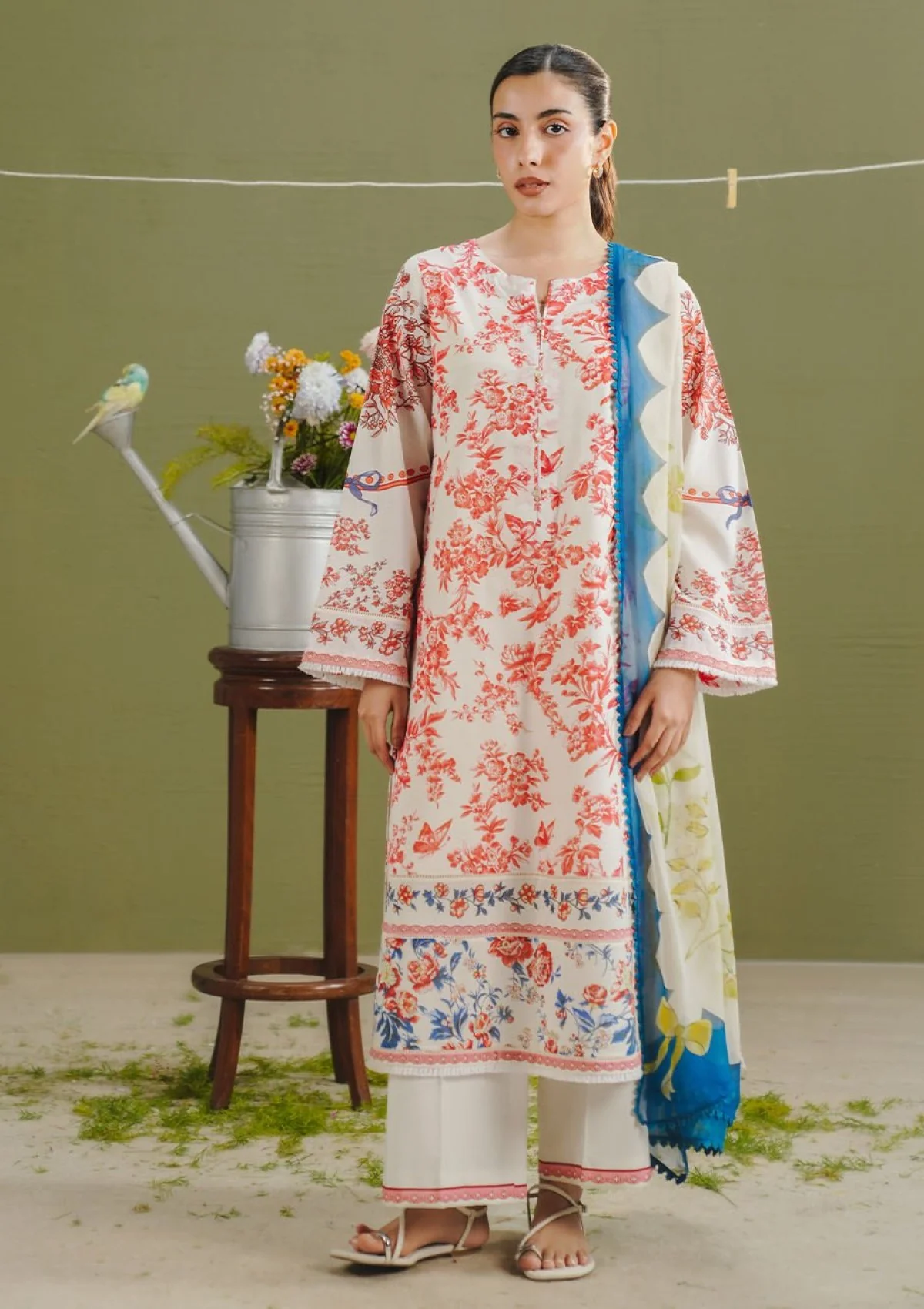 29_806ed34e-3f13-4deb-872d-4c50355a3e79 - london shopping mall