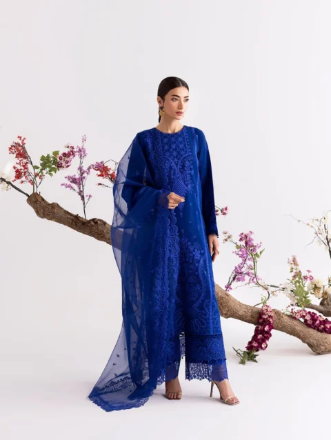 2C5A0902 - london shopping mall