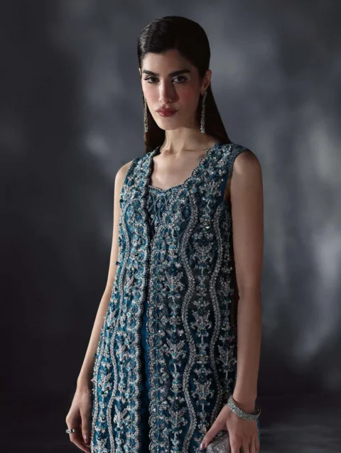 2C5A5087 - london shopping mall