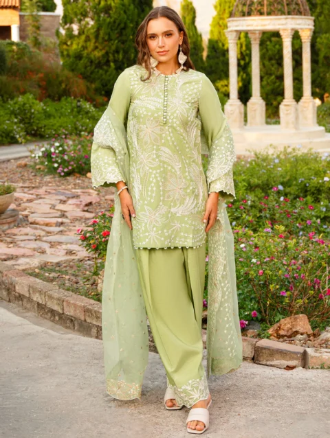 32 - london shopping mall