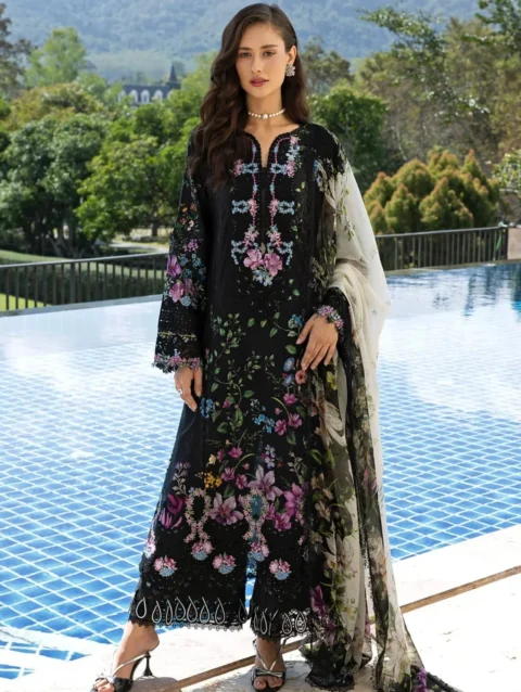 33_ffb3062e-fc69-40c3-baeb-513a509ec751 - london shopping mall