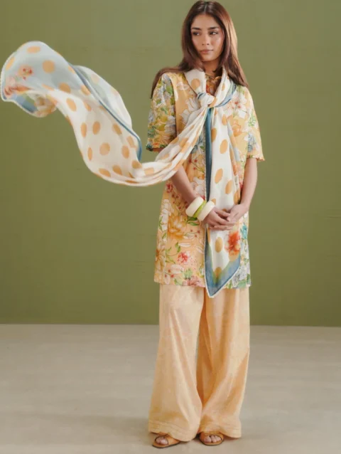 37_c336695a-a2e1-48c3-b9c4-8a37e9981bc8 - london shopping mall