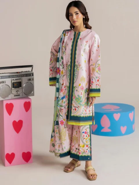 53_b690cfcb-9f52-4b5f-b51a-ea79aecf48e3 - london shopping mall