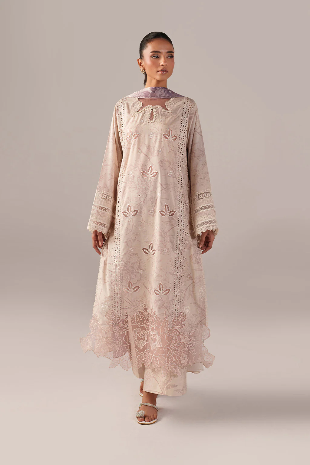 SS-01 Embroidered Lawn - Image 7