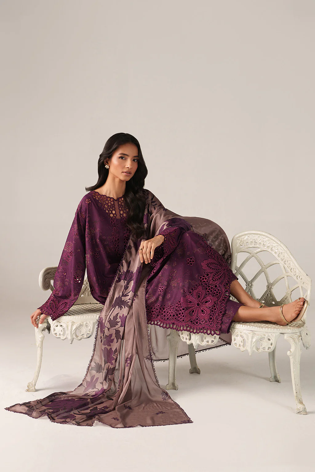 SS-08 Embroidered Lawn - Image 4