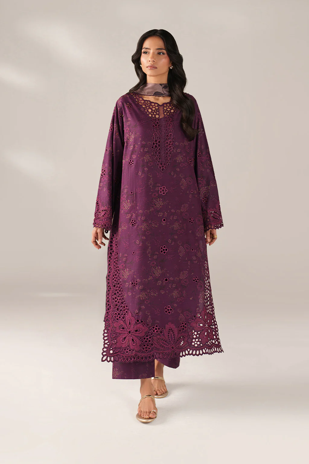 SS-08 Embroidered Lawn - Image 5