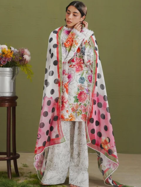 9_6ca3888b-e5d6-4ba3-80de-4df9e7b91551 - london shopping mall